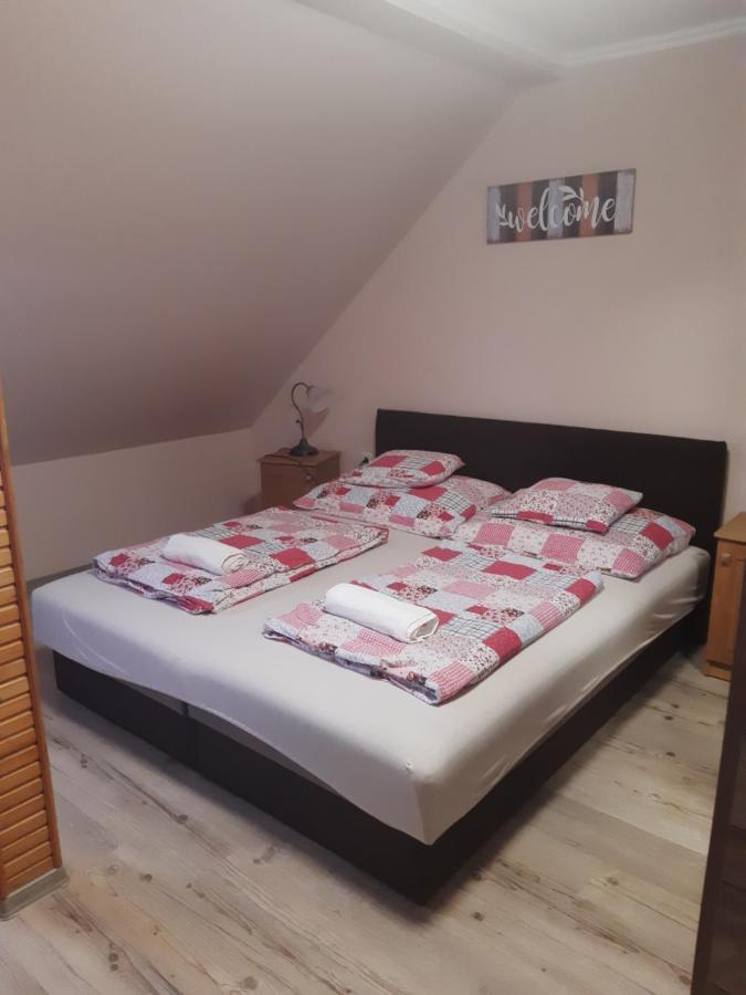 Boglárka Apartman Gyula Kültér fotó