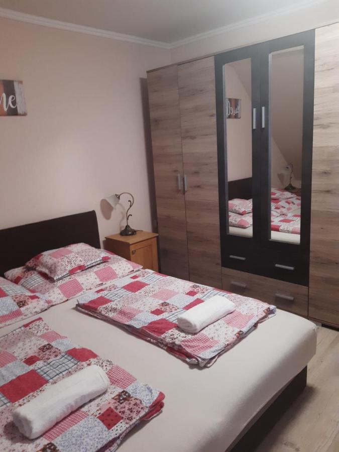 Boglárka Apartman Gyula Kültér fotó